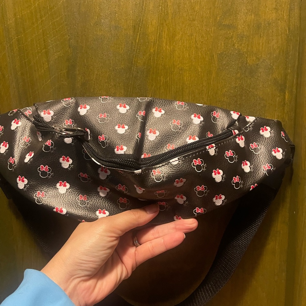 Disney Minnie Mouse belt bag